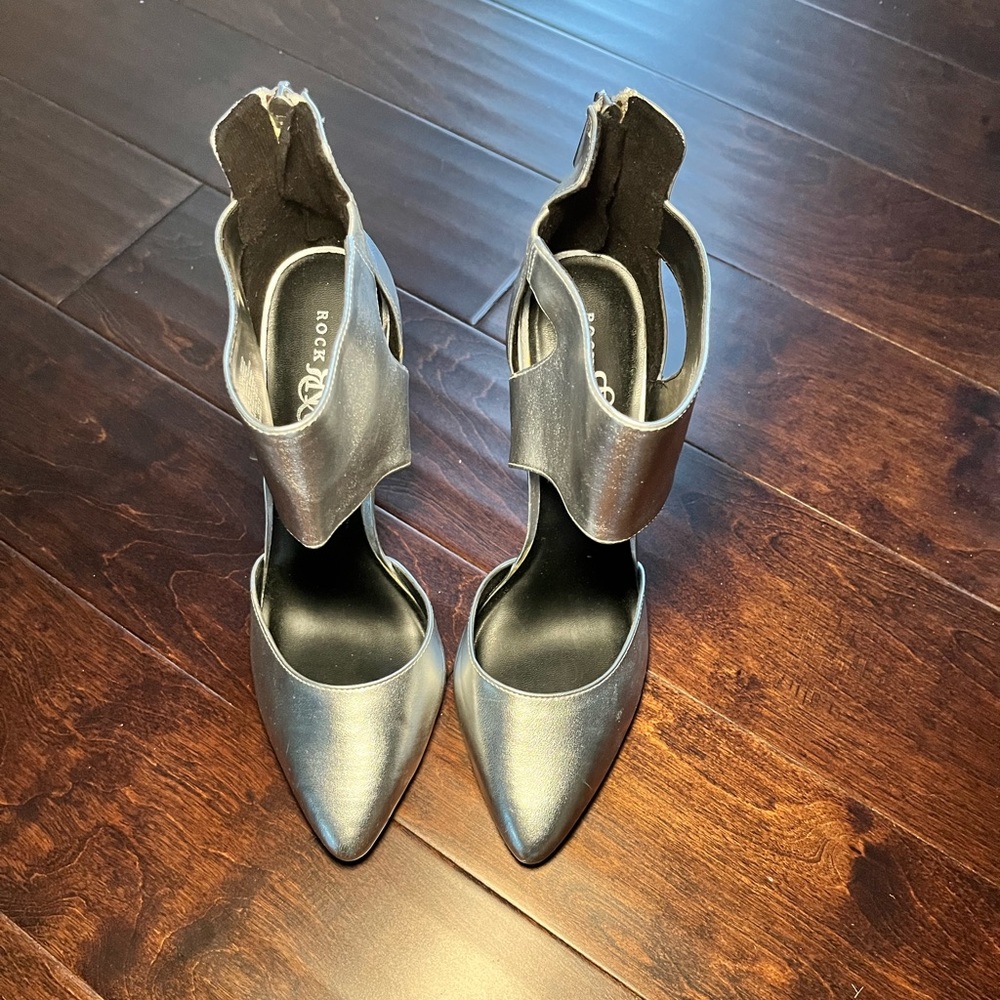 Silver Rock & Republic Shoes Women’s Size 10.